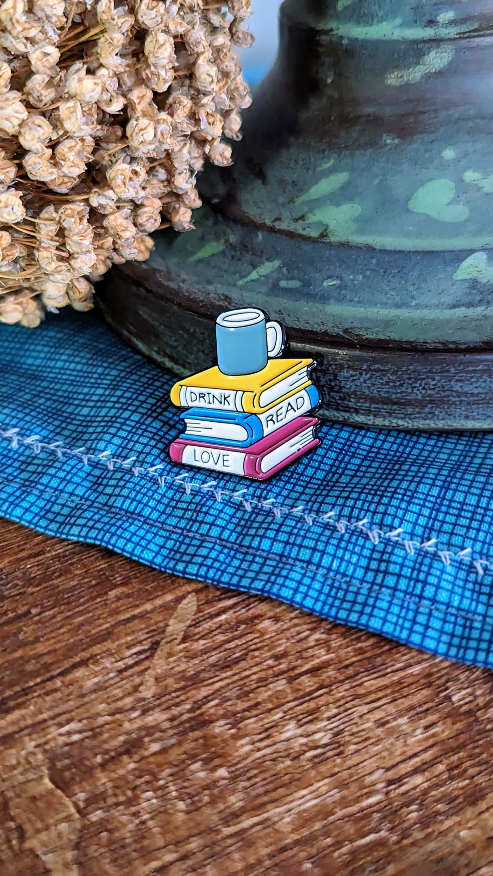 Reading Pin & Sticker Gift Wrapped Set, Colorful Book Enamel Pushpin ...