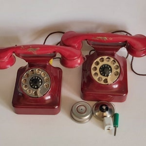2 Vintage Spielzeug Telefon GEOBRA DRGM Bakelitdose rot 1930er Jahre Sammlerstück selten