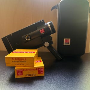 Kodak Instamatic M6 with case and film