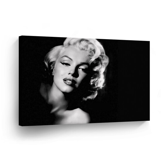 Marilyn Monroe Canvas Print Decorative Modern Wall Art at the Beach in Towel