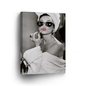 Audrey Hepburn Estilo Maquillaje Lienzo Impresión Labios Rosa Pop Art Decoración del Hogar Icónica Pared Galería de Arte Envolvente Lienzo Arte pared Tocador Dormitorio
