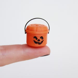 Miniature Pumpkin Bucket Dollhouse Jack o Lantern Retro Fast Food