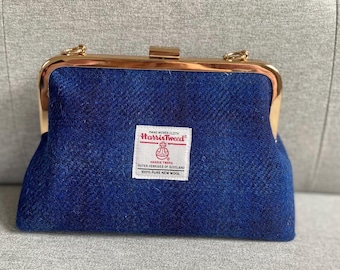 Handgemachte Harris Tweed® Classic Navy Tartan Tasche mit Reißverschluss