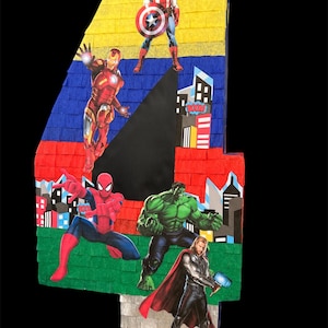 Súper Hero number pinata