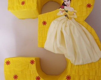 Piniata z numerem księżniczki na zamówienie