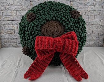Christmas Wreath Pillow crochet pattern, crochet christmas pillow case pattern, Christmas Throw pillow, crochet christmas decor
