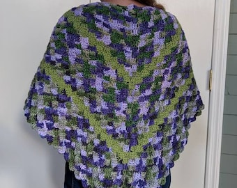 c2c Triangle shawl crochet pattern, crochet shawl shoulder wrap, crochet wrap pattern, corner to corner crochet pattern