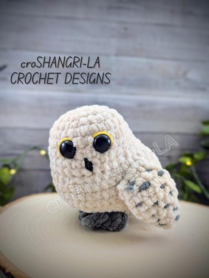 Snowy Owl Amigurumi Crochet Pattern: Plush Stuffed Animal