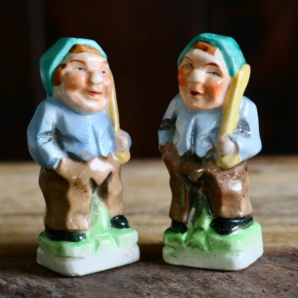 Vintage Scandanavian Woodsman Salt and Pepper Shakers, Retro Kitchenalia, Cute Retro Folk Art, Gnome Men, Gift for Host, Grannycore Kitsch