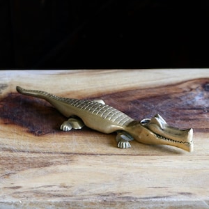 Vintage Brass Alligator Nutcracker, Retro Coffee Table Decor, 10&quot; Gold Metal Crocodile Nut Cracker, Collector Gift, Mid Century Cottagecore