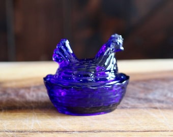 Small Vintage Blue Glass Hen on Nest Dish, Salt Cellar, Small Trinket Catchall Bowl, Gift for Hostess, Retro Chicken Kitchen Decor