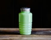 Vintage Uranium Glass Jadeite Shaker for Retro Kitchen Decor, Gift for Collector, Green Depression Glass Jeanette Beehive Shaker w Tin Lid