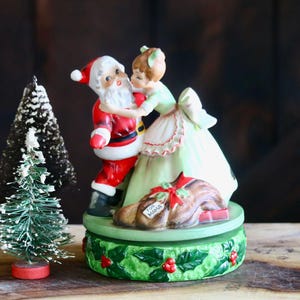 Josef Originals Mommy Kissing Santa Claus Music Box, Vintage Christmas Decor, Cute Rotating Musical Figurine, Holiday Mantel, Collector Gift