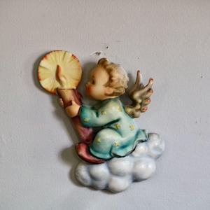 Goebel Angel Wall Hanging, Vintage Christmas Decor, Hummel Boy Angel on cloud with Glowing Candle, Collector Gift, 3D Nativity Wall Plaque