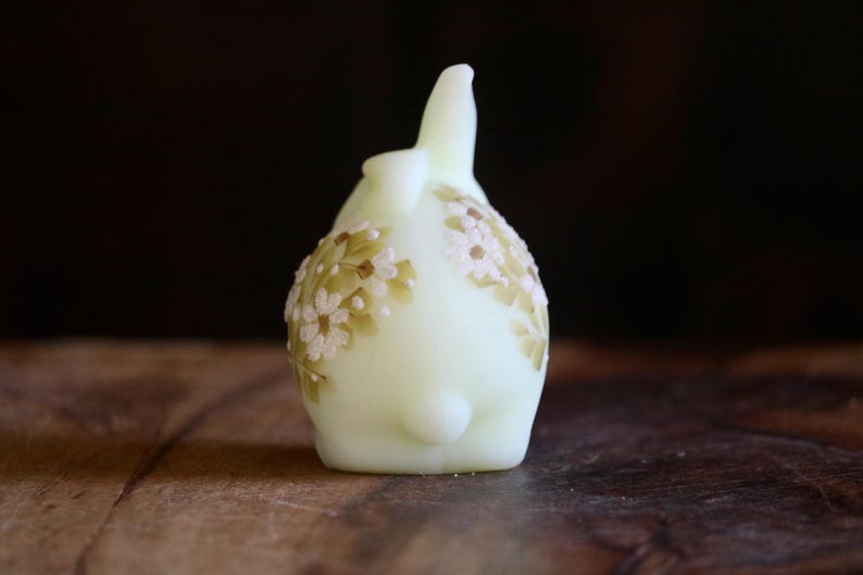 Vintage Uranium Glass Fenton Chubby Bunny Figurine, Nostalgic Decor ...