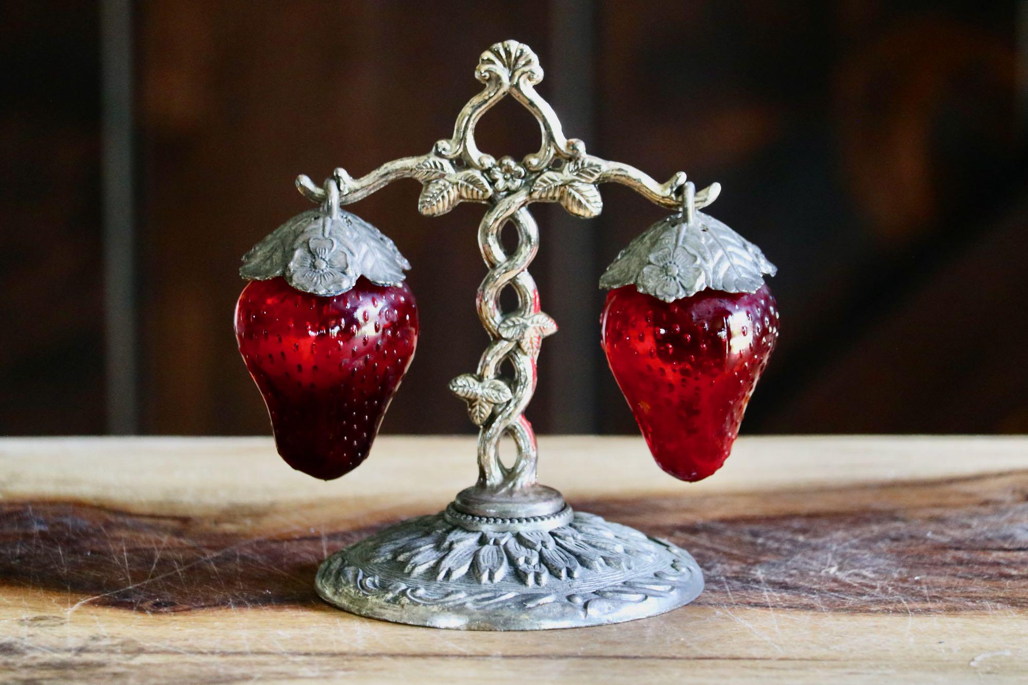 Vintage 1940's Japan Hanging Strawberry Salt & Pepper Shaker
