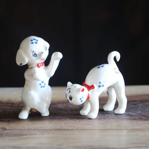 Vintage Cat and Dog Salt and Pepper Shakers, Retro Kitchenalia, Cute Playful Dog & Arched Back Kitten with Flower Design, Gift for Collector
