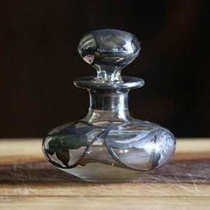 Antique Art Nouveau Silver Overlay Perfume Bottle, Bougie Vanity Decor, Elegant Victorian Floral Cologne Decanter & Stopper, Collector Gift