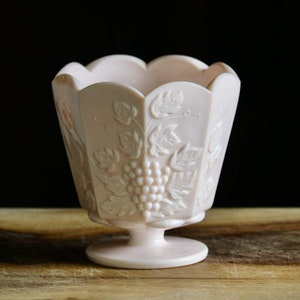 Vintage Napco Shell Pink Milk Glass Planter, Elegant Spring Decor, Paneled Scalloped Pedestal Plant Holder, Mid Century Embossed Grape Bowl