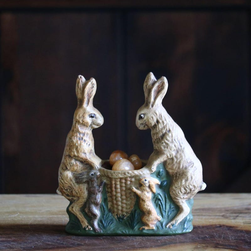 Walnut Ridge Rabbit Walnut Planter - Etsy