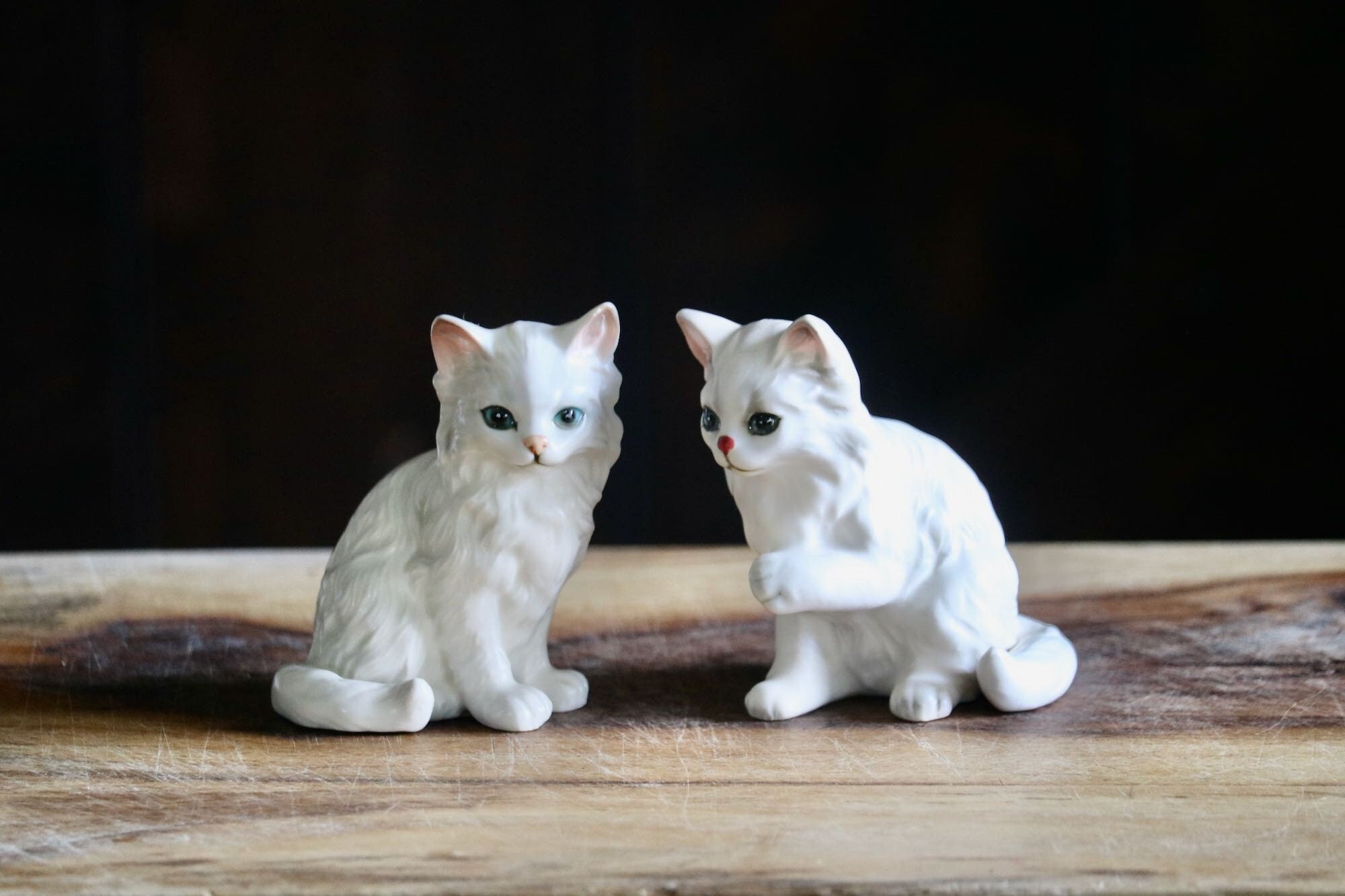 SPARIK ENJOY ホワイトキャット セラミック 植木鉢 かわいい 動物 洗面器 サボテン 多肉植物 洗面台 テーブルトップ 並行輸入品 Vintage Lefton Cat Figurines, Cute Spring Decor, 2 Porcelain White