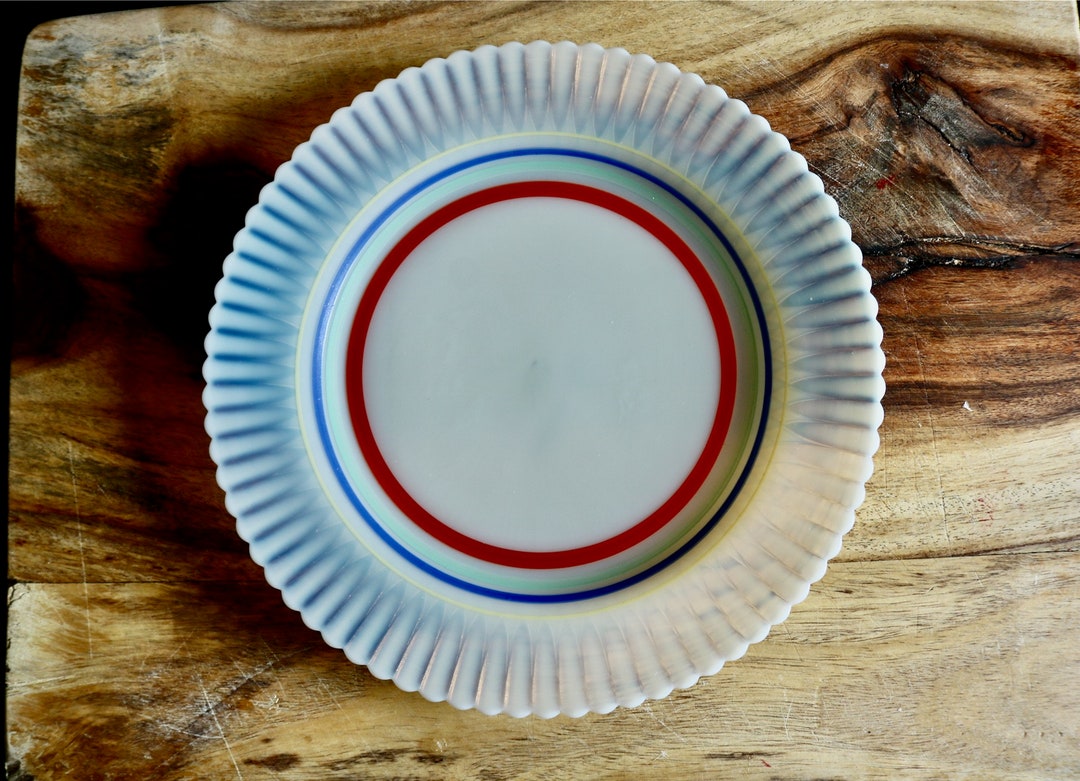 Monax - Assiettes Petalware par MacBeth-Evans Glass