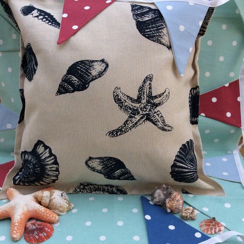 Beach Huts Nautical Seaside Coastal Handmade Cushion Cover Red Blue Grey 16" Beach Huts Nautical Seaside Coastal Handmade Cushion Cover Red Blue Grey 16"