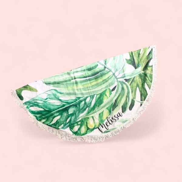 Celtic Clover Medallion Round Beach Towel main image 0