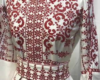 Palestinian henna thobe dress beige with red tatreez