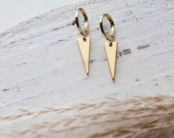 Spike earrings, Dainty Spike Earrings, Gold plated spike Huggies, gold plated Huggies