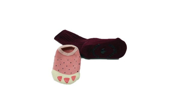Mon Pug grand frère est un Pug Mon Bodies avec des chaussettes jaunes drôle Bodies bébé douche ensemble nouveau-né vêtements bébé vêtements en ligne bébé cadeau cadeaux 6a798c Mon Pug grand frère est un Pug Mon Bodies avec des chaussettes jaunes drôle Bodies bébé douche ensemble nouveau-né vêtements bébé vêtements en ligne bébé cadeau cadeaux 6a798c