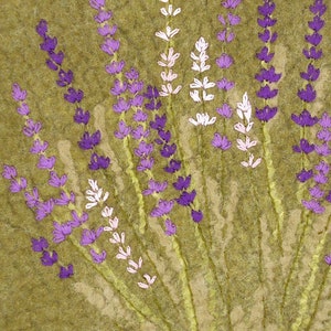 Sitzauflage, Lavendel, gefilzt, feine Merinowolle, 40 cm Durchmesser Bild 3