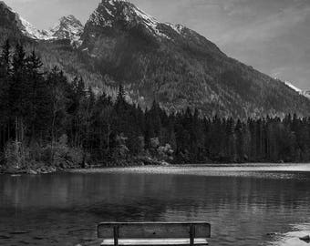 Hintersee Alpen, Bank Foto, Landschaft Fotografie, schwarz weiß Fotografie, Print Download, Berge Foto, See Foto, Alpen Foto