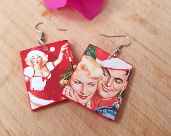 vintage looking santa claus lite up pin