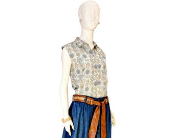 Vtg Y2K Liberty Print Crisp Cotton Spring Floral Green, Teal and Cream Tones Print Long Sleeveless Summer Shirt w Turn Collar.