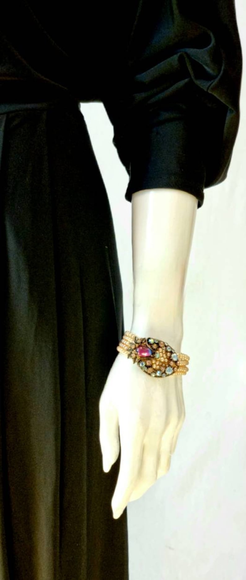 Vintage '50s Florenza Multi-Strand Demi Parure Pearl Choker & Bracelet with Swarovski Crystals and Pink and Blue Bicolor Cabochon Clusters. image 8