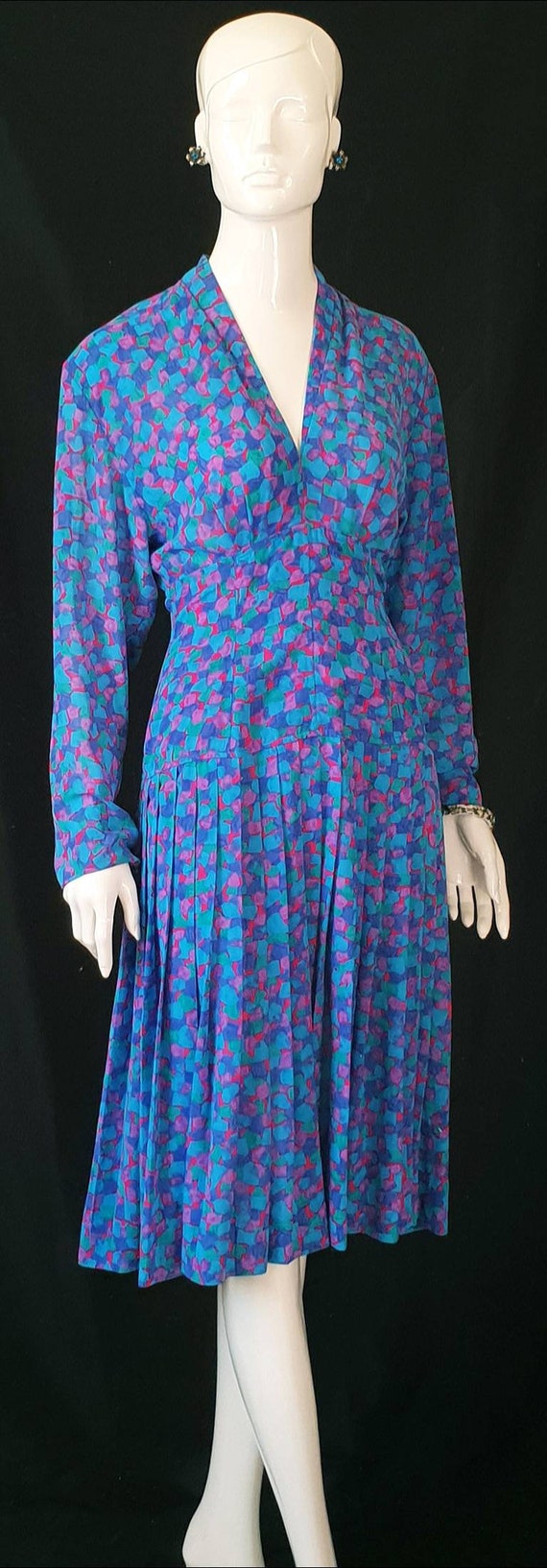 Vtg 70s does 40s PRUE ACTON Vivid Violet, Blue, G… - image 7