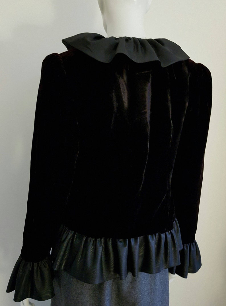 Vintage 60/'s LEON HASKIN Darkest Burgundy Velvet /& Black Silky Ruffle Evening Jacket with Shot Taffeta Look Ruffled Collar Trim and Cuffs