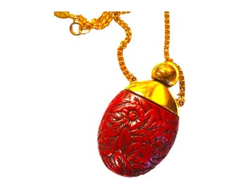 Vtg 70s Estee Lauder Cinnabar Carved Resin Bottle Chain Perfumiere Pendant Flask Signed 1976 Mint Condition