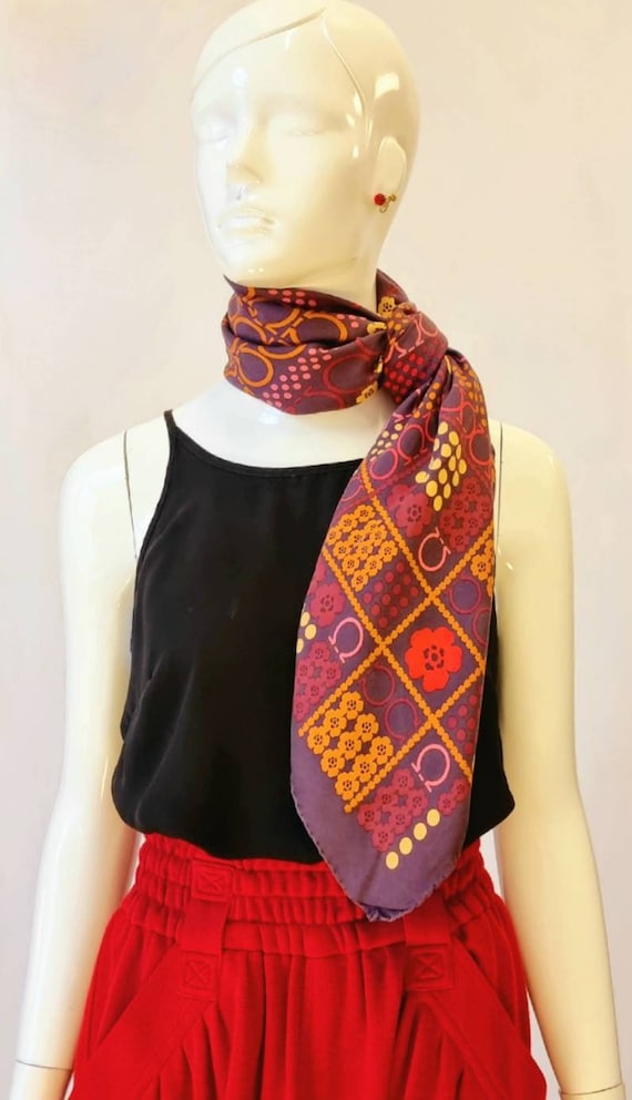 Ferragamo hot sale gancini scarf