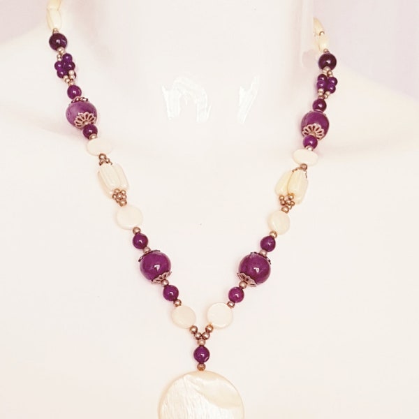 Vtg 60s Amethyst - Mother Of Pearl Shell Tassel Pendant avec perles et paramètres Silver Spacer.