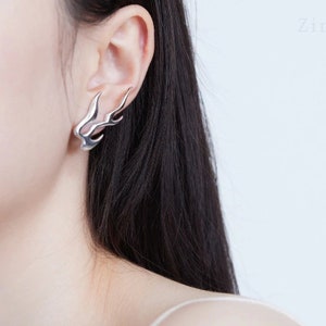 Y2K Metal Flame Earrings Vintage