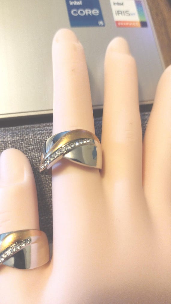 Statement Ring  three sizes available no reorder - image 1