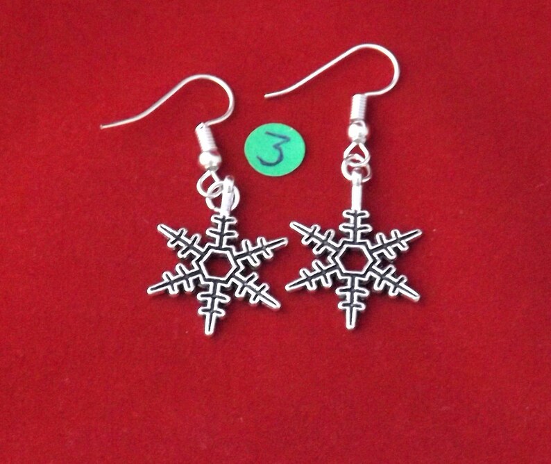 Christmas Snowflake Earrings Festive Frozen Novelty Earrings Etsy
