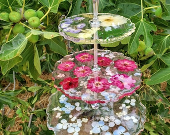 Preserved Pressed Wedding Flowers Bouquet in Resin  Cake Stand Paperweight Keepsake.Preserved Bridal Bouquet.Pressed Flowers  Keepsake,