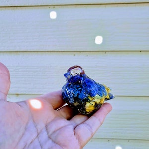 Pet Ashes Bird Figurine Memorial Urn: Custom Resin Keepsake with Cremains