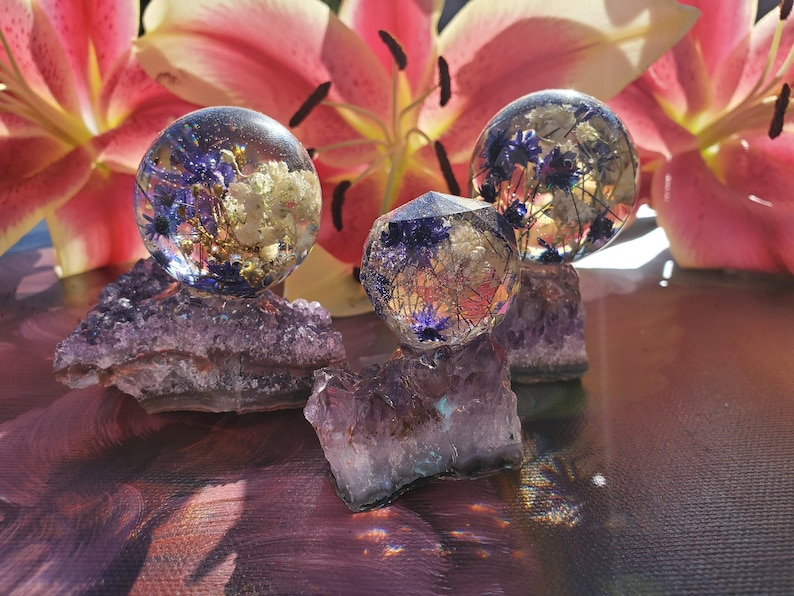 Resin Paperweight Orb Sphere with a real flowers in on a real Purple Amethyst Cluster stone stand Meditation Healing Stones Chakras Keepsake