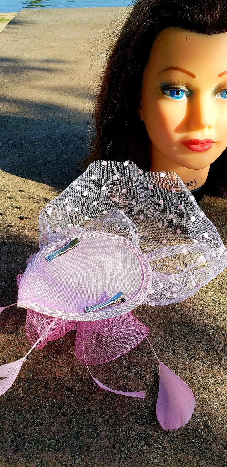 Wedding Tea Party Mini Hat.Costume Feather Bird Cage Veil Hair Clip Head Accessory.Headpiece Pink Fascinator Derby Race Bridal Church Hat