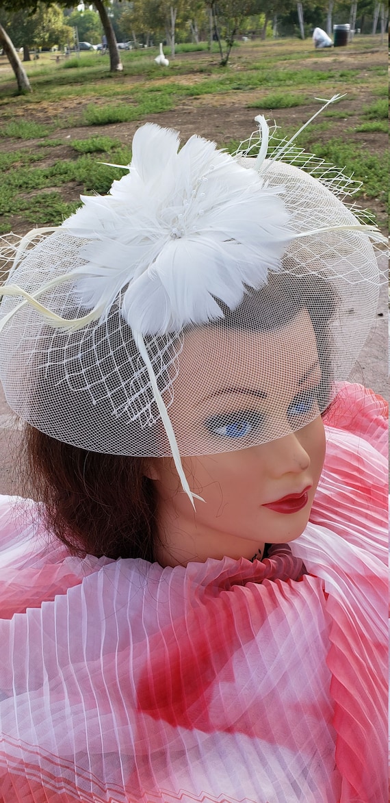 Cappello Dama Rosso Paillettes Piume Cappello da Donna Elegante con Piume Rosso per Travestimento Carnival Toys