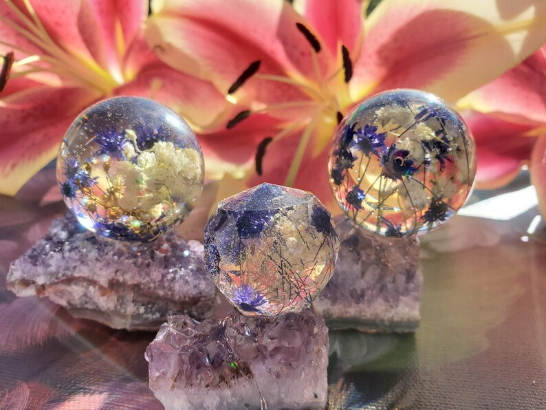 Resin Paperweight Orb Sphere with a real flowers in on a real Purple Amethyst Cluster stone stand Meditation Healing Stones Chakras Keepsake